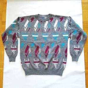 Fine Line Vintage Grey Sweater Medium
